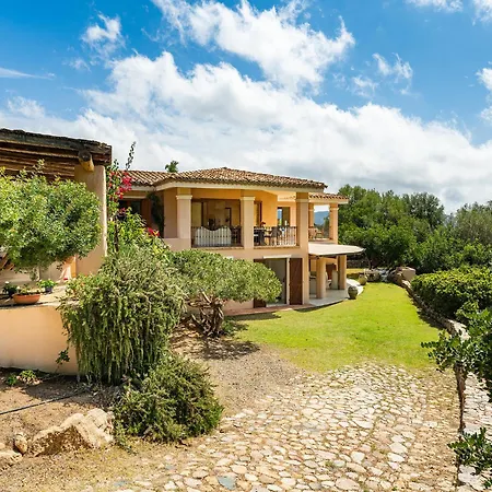 Villa Paola *